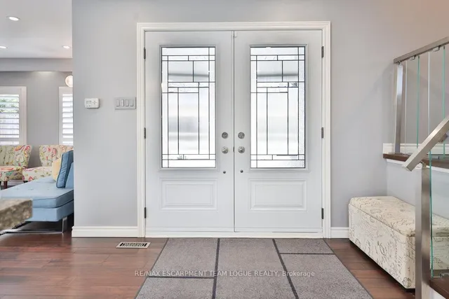 Additional image 6 of 685 CASTLEGUARD Cres