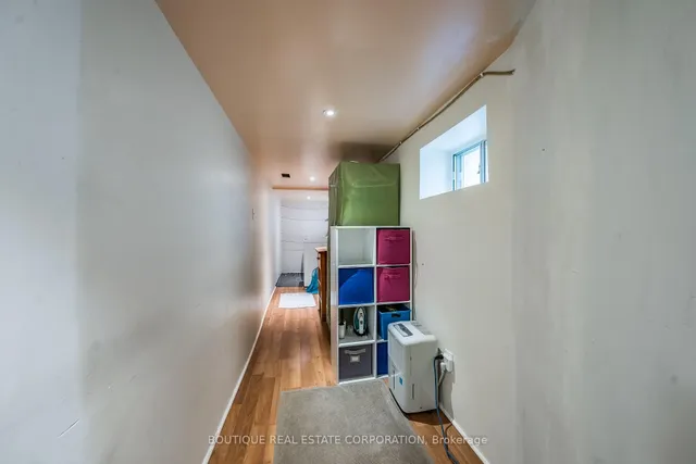Additional image 31 of 36 Frances Ave