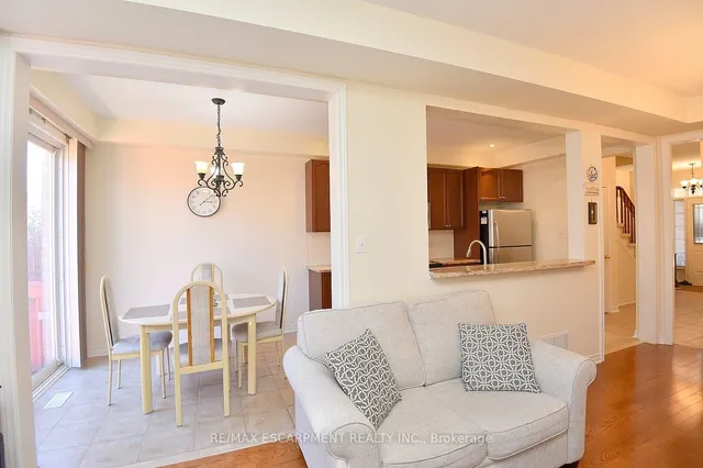 Additional image 18 of 4194 Rawlins Common