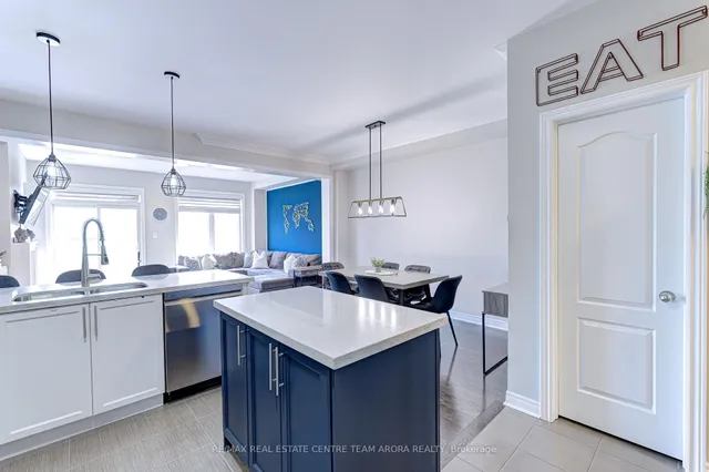 Additional image 11 of 140 Sky Harbour Dr