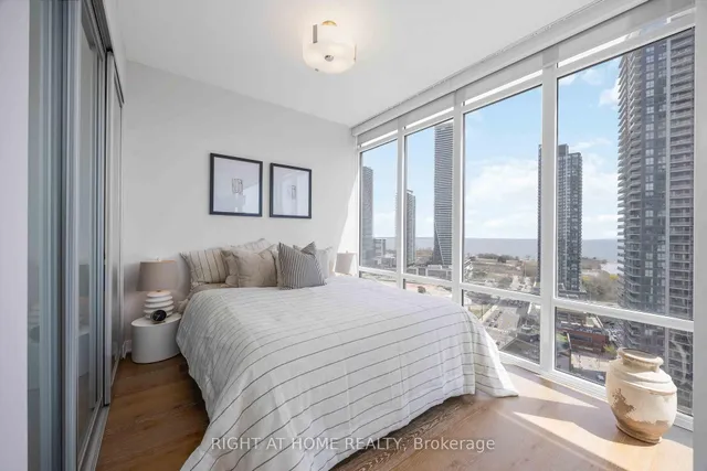 Additional image 19 of 90 Park Lawn Rd Unit 2205