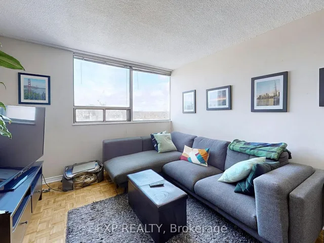 914 Yonge St Unit 1709