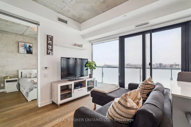 Additional image 14 of 11 Charlotte St Unit 2504