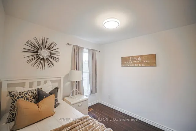 Additional image 17 of 74 Dunthorne Crt