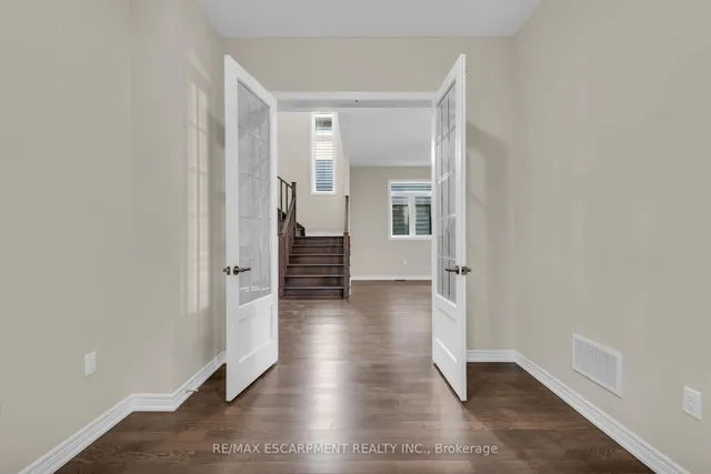 Additional image 29 of 67 Starfire Cres