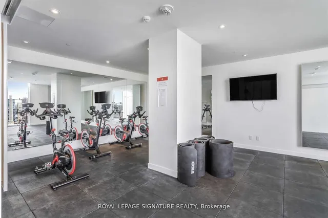 Additional image 27 of 135 East Liberty St Unit 1005