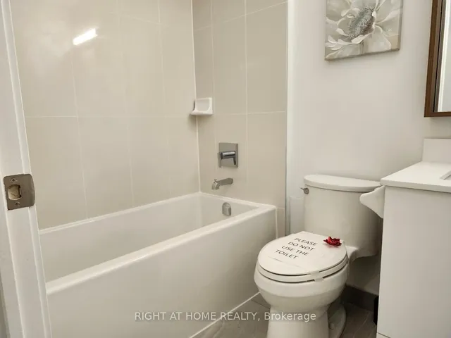 Additional image 24 of 543 RIchmond St Unit 221