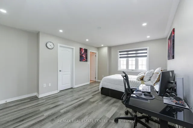 Additional image 23 of 658 Best Rd