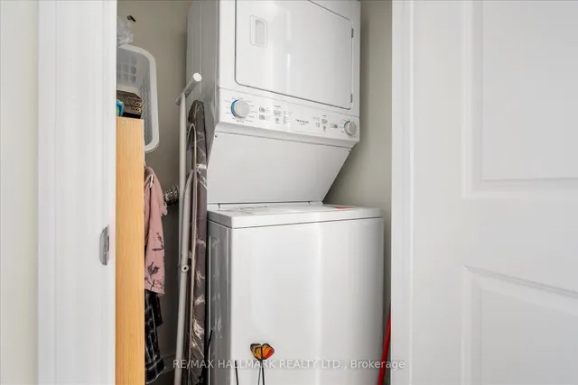 Additional image 43 of 109 Halliford Pl