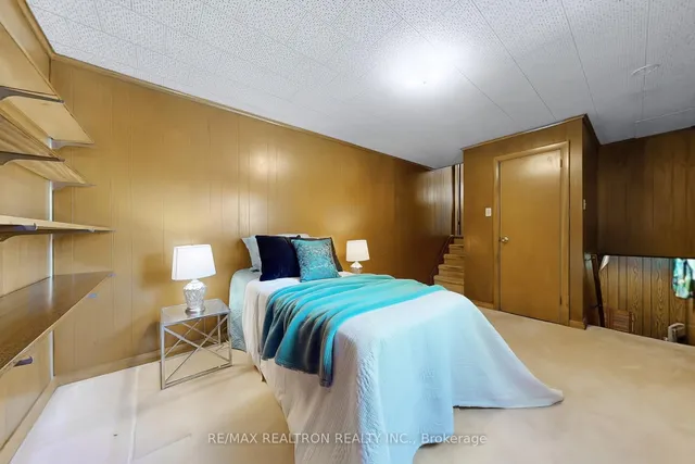 Additional image 19 of 4 Amulet St