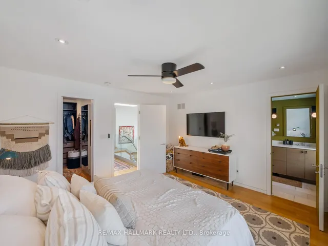 Additional image 23 of 29 Treadway Blvd