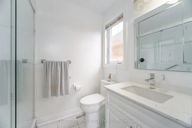 Additional image 34 of 1121 Meighen Way