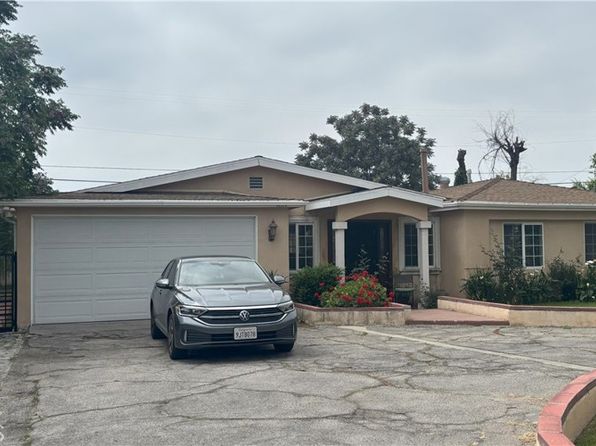 Property image for 11110 Cohasset St, Sun Valley, CA 91352