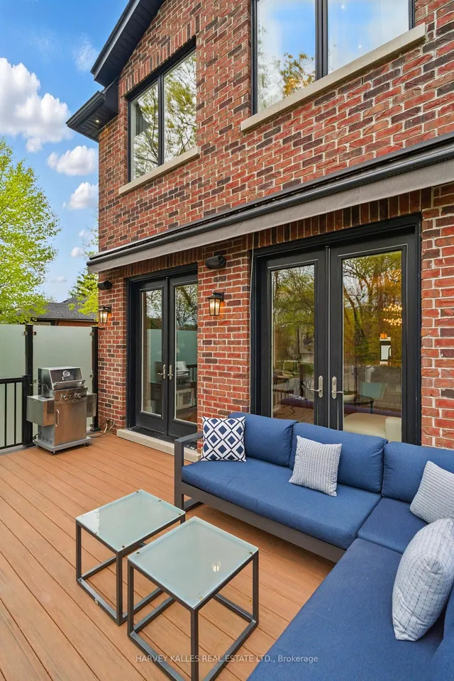 Additional image 19 of 71 Florence Ave