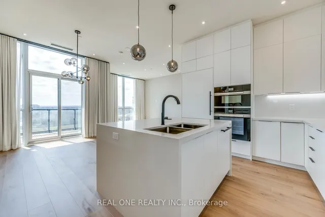 509 Dundas St Unit 815