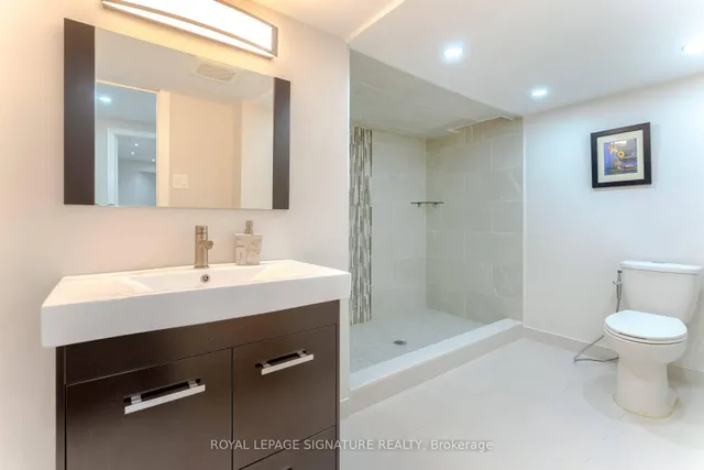 Additional image 50 of 12 Northface Cres