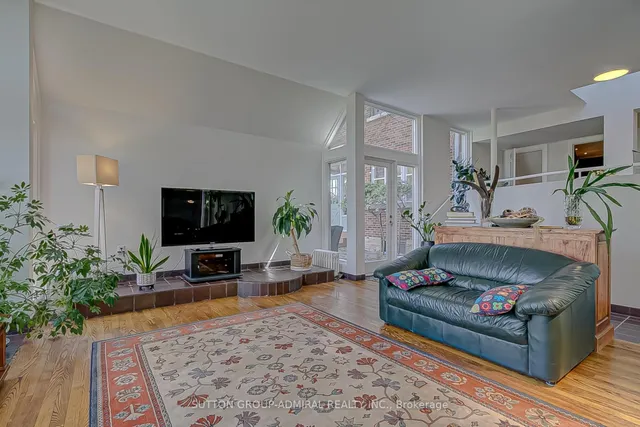 Additional image 22 of 72 Baby Point Rd