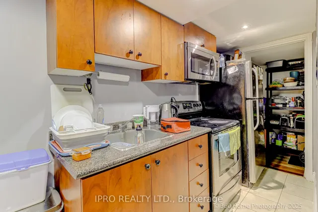 Additional image 29 of 63 Blazing Star Dr