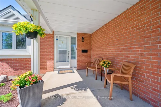 Additional image 4 of 5 Quinte Cres