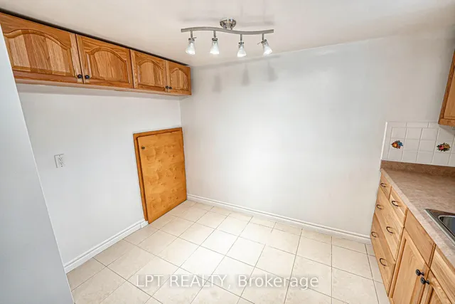 Additional image 32 of 22 Independence Dr