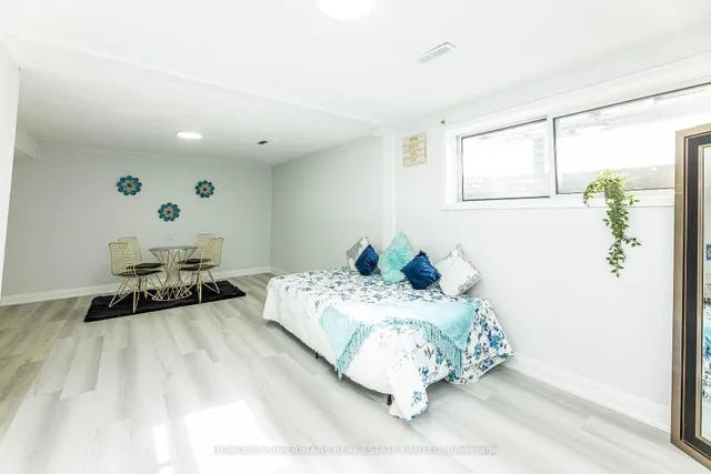 Additional image 40 of 13 Thistle Down Blvd