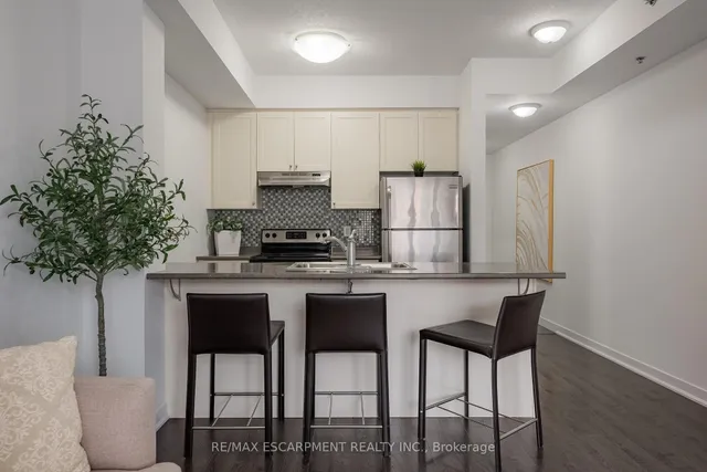 Additional image 7 of 5317 Upper Middle Rd Unit 316