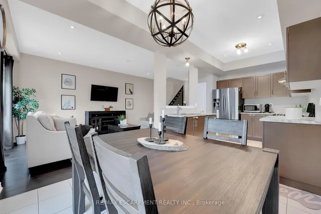 Additional image 13 of 137 Kinsman Dr