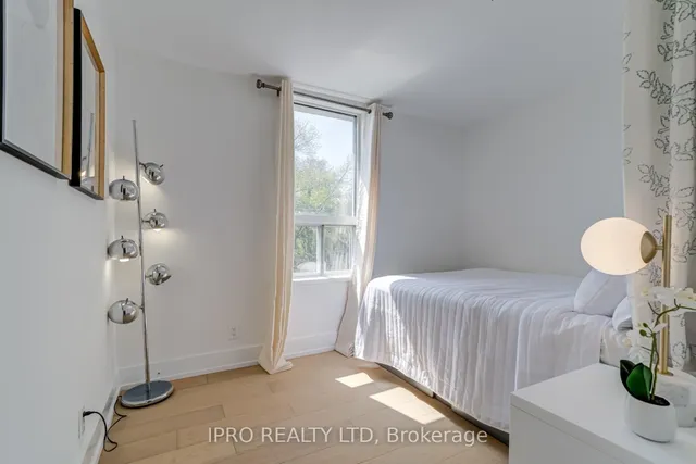 Additional image 21 of 84 Boultbee Ave