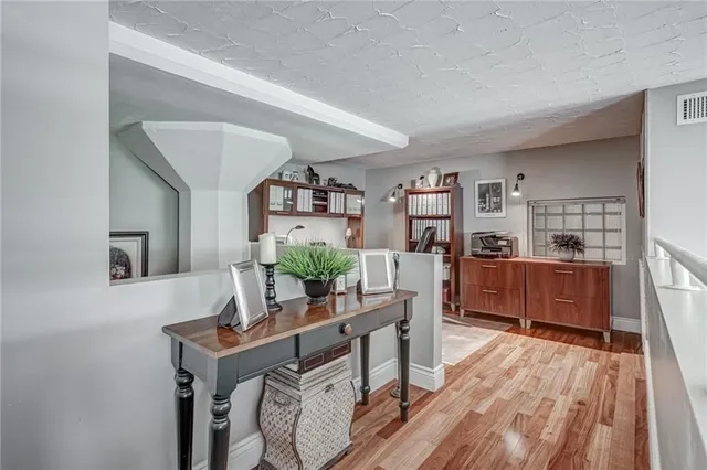 Additional image 31 of 50 MAIN St Unit 301