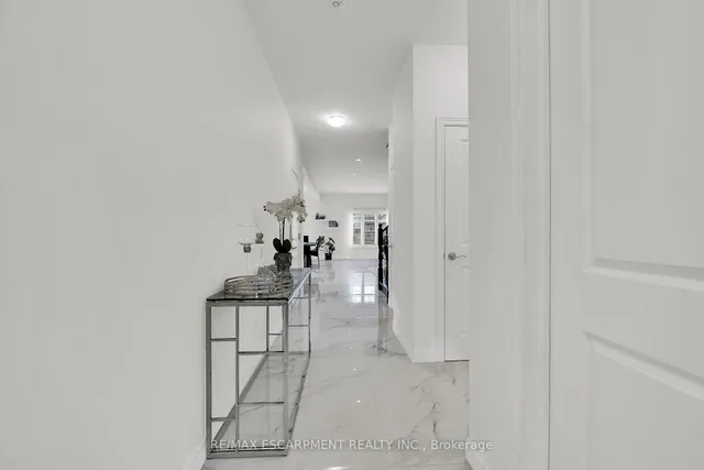 Additional image 23 of 134 Shoreview Pl