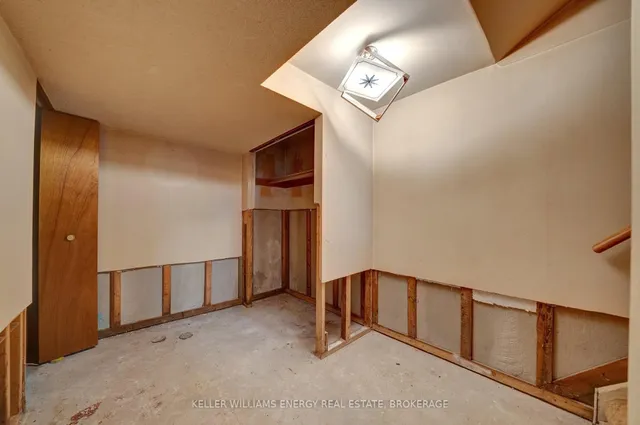 Additional image 35 of 29 Parkington Cres