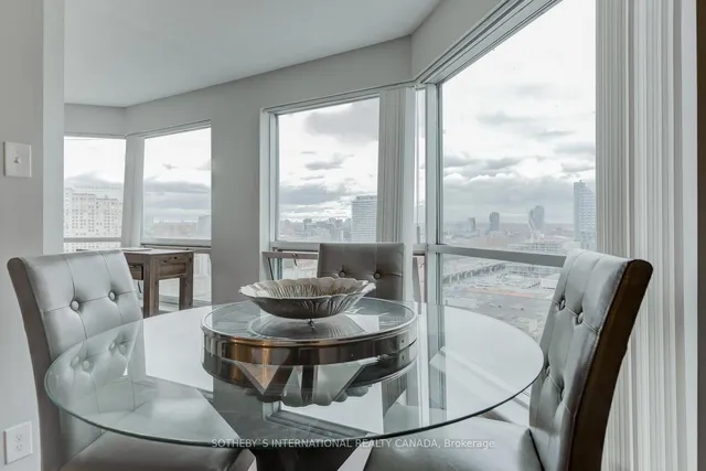 Additional image 8 of 10 Yonge St Unit 2608