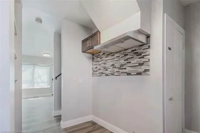 Additional image 20 of 31 Biggar Ave