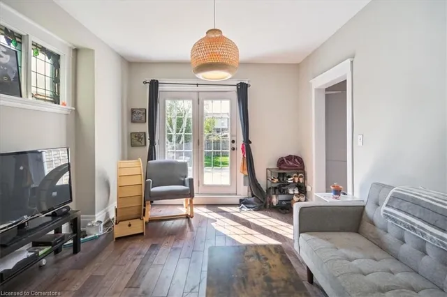 Additional image 12 of 79 Kensington Ave