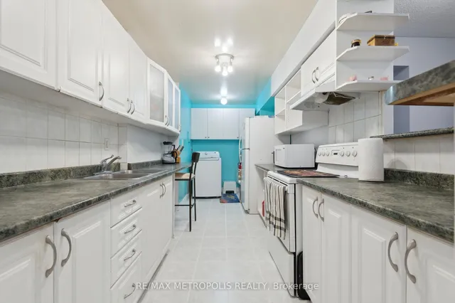 Additional image 15 of 390 DIXON Rd Unit 1207