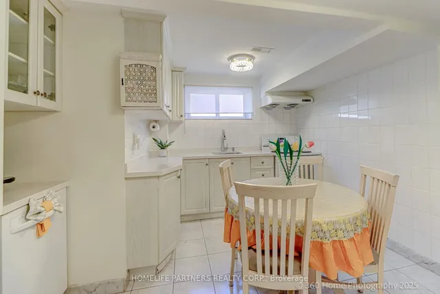 Additional image 29 of 77 Thwaite Ave