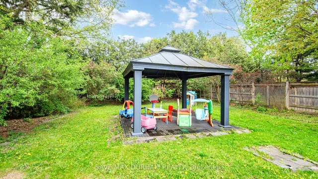 Additional image 45 of 165 Harewood Ave