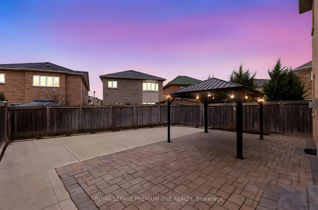 Additional image 41 of 8 Templeton Crt