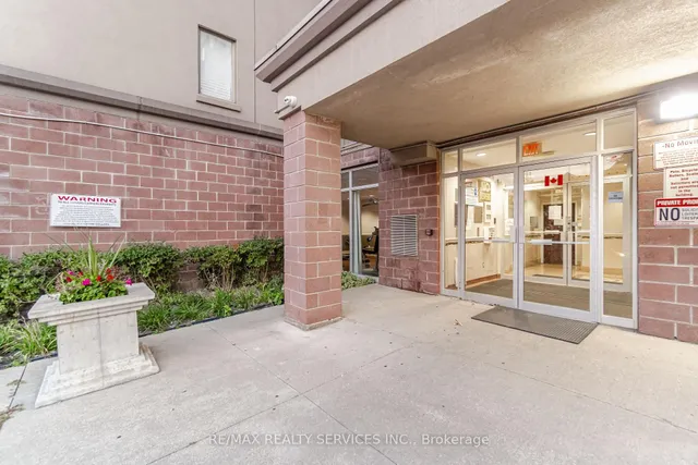 Additional image 4 of 7405 Goreway Dr Unit 212