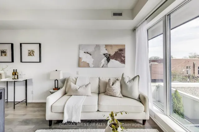 Additional image 4 of 783 Bathurst St Unit 307