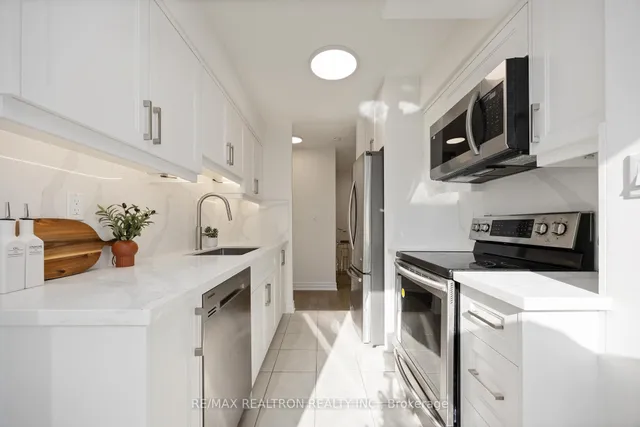 Additional image 9 of 3 Rean Dr Unit 1101