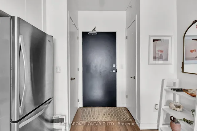 Additional image 18 of 5240 Dundas St Unit 607