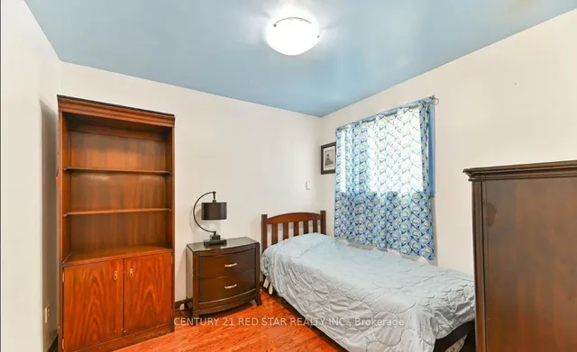 Additional image 23 of 35 Faulkner Cres