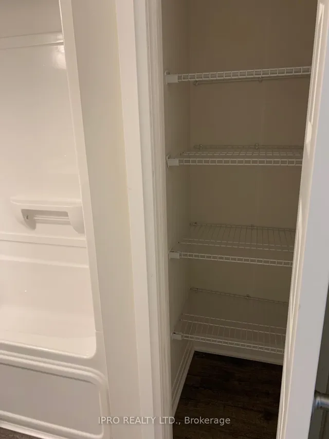 Additional image 12 of 610 Farmstead Dr Unit 515