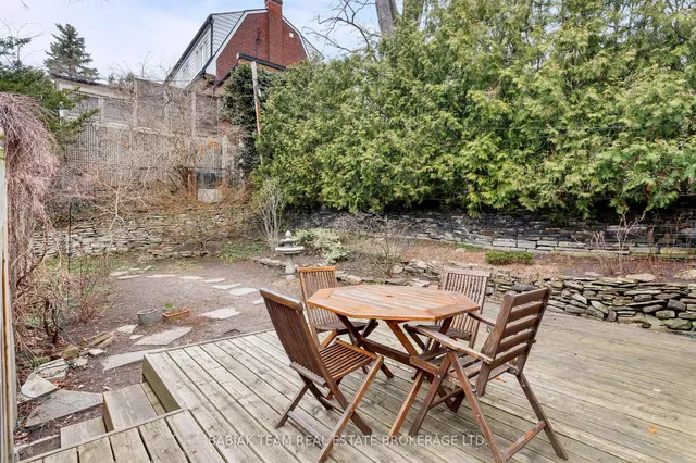 Additional image 24 of 16 Halford Ave