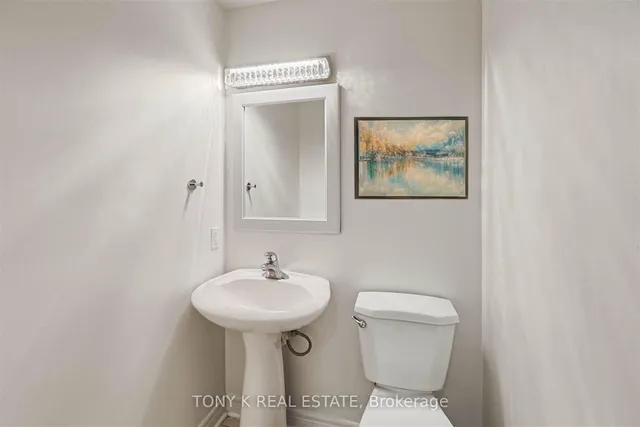 Additional image 5 of 522 B Birchmount Rd