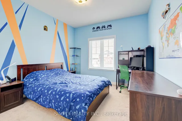 Additional image 38 of 45 Humberstone Cres