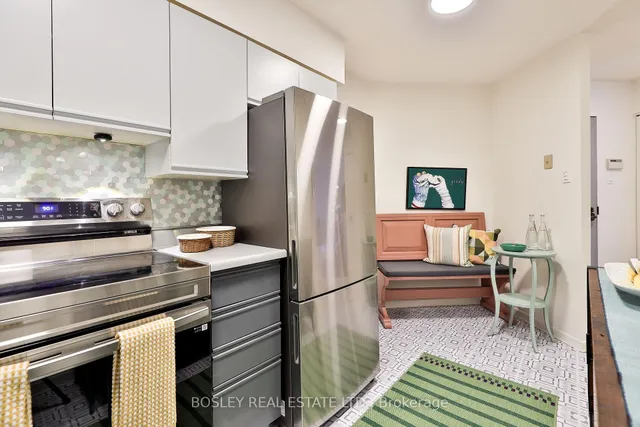 Additional image 19 of 25 Maitland St Unit 208