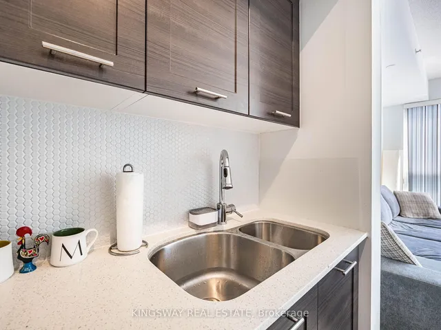 Additional image 29 of 2200 Lakeshore Blvd Unit 3508