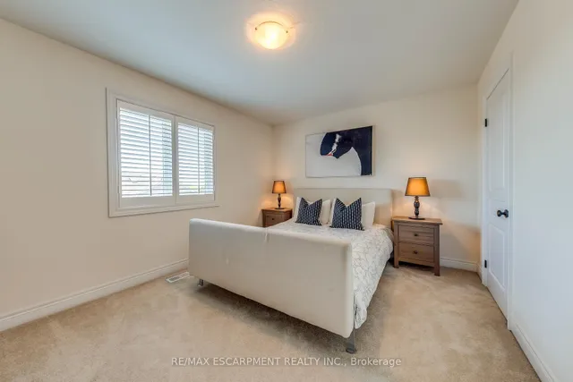 Additional image 31 of 12 Riva Crt